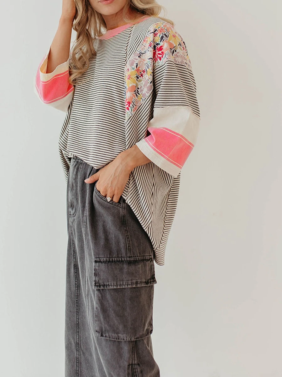 Женская свободная футболка с цветочным принтом и круглым вырезом