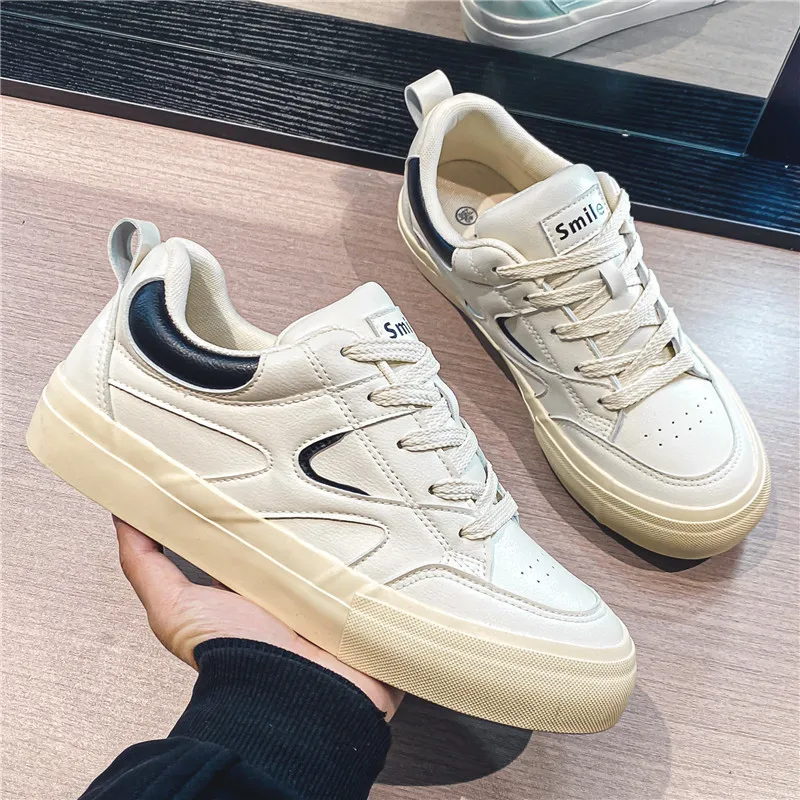 

2023 New Little White Shoes for Men:Casual Skateboarding White Sports Fashion Leather Shoes