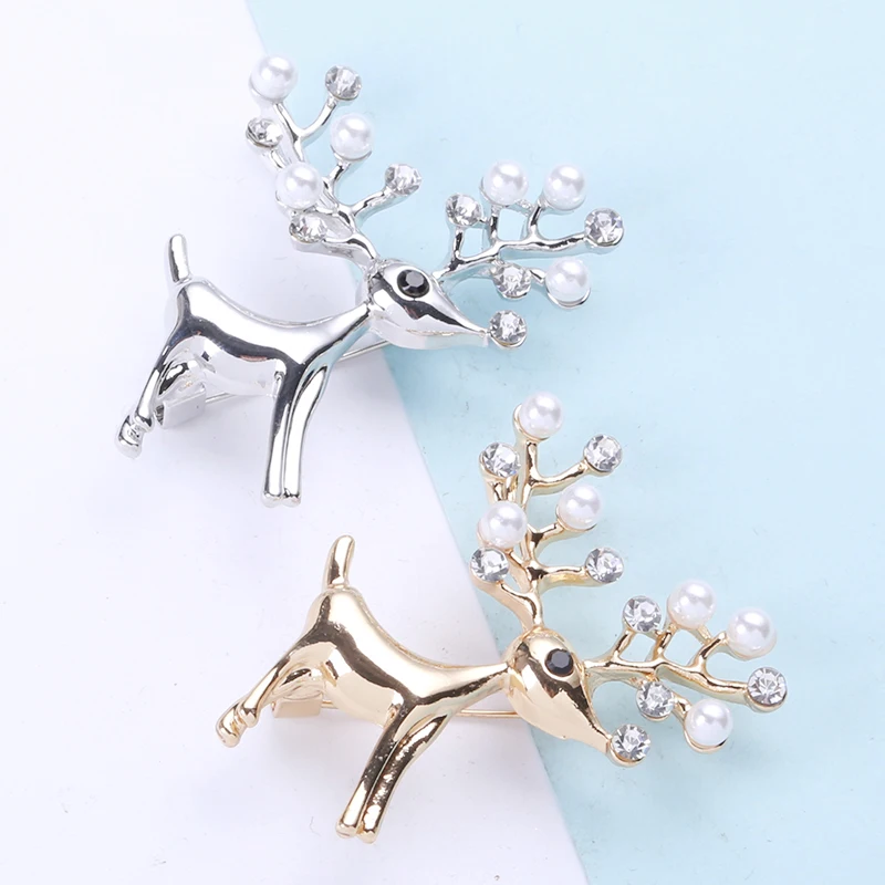 

Fashion Fawn Brooch Imitation Pearl Banquet Corsage