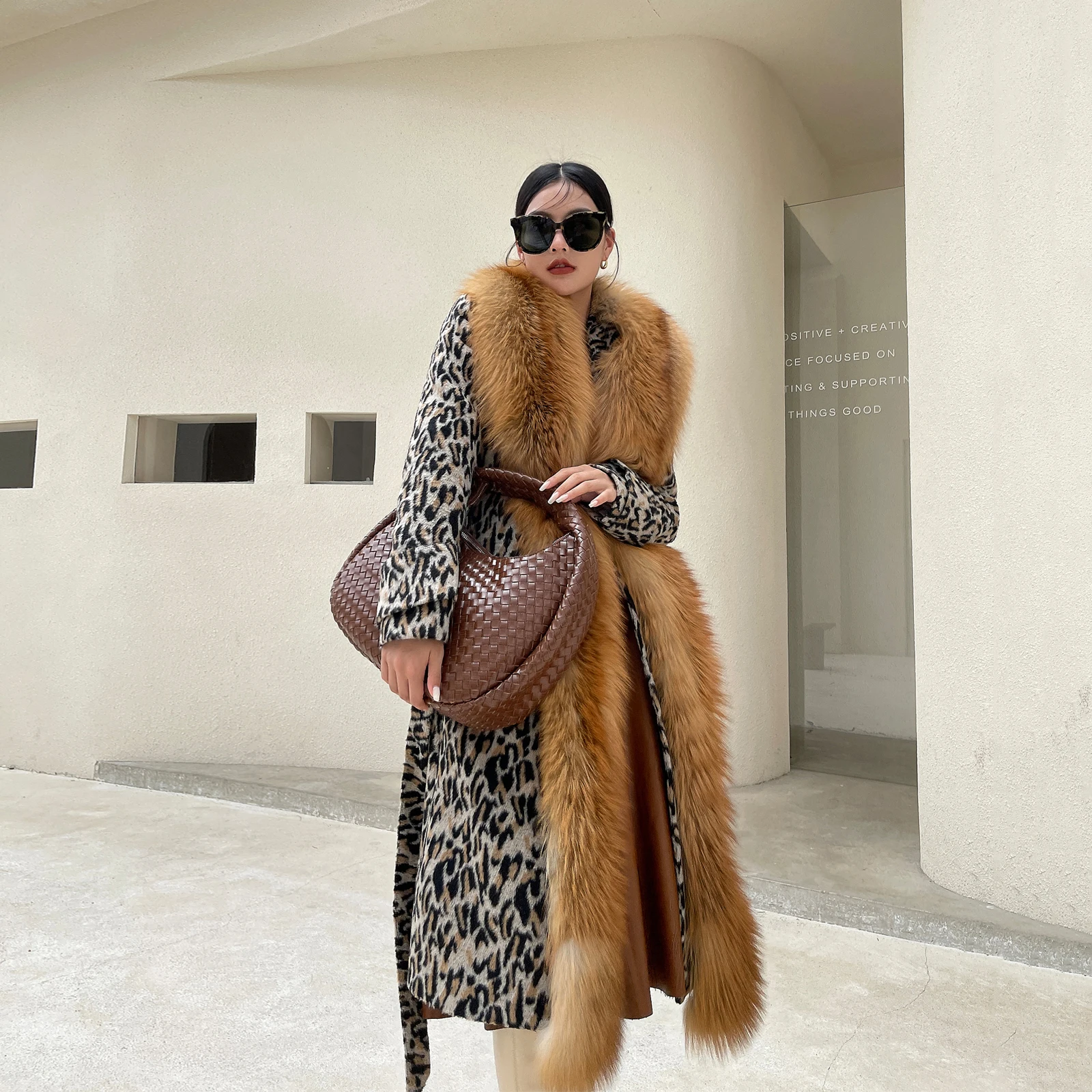 

European designer Long Warm Thick Leopard Fluffy real fox Fur Coat Women runway maxi natural fur overcoats