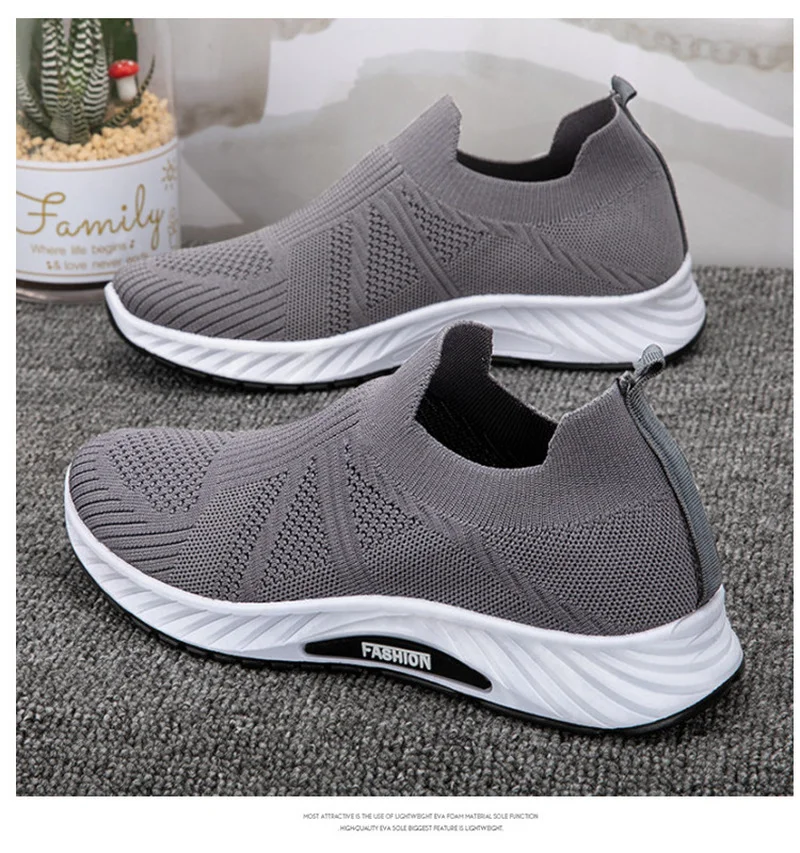 

2022 spring and autumn new fashion men's casual sports shoes flying woven running shoes breathable soft bottom old shoes
