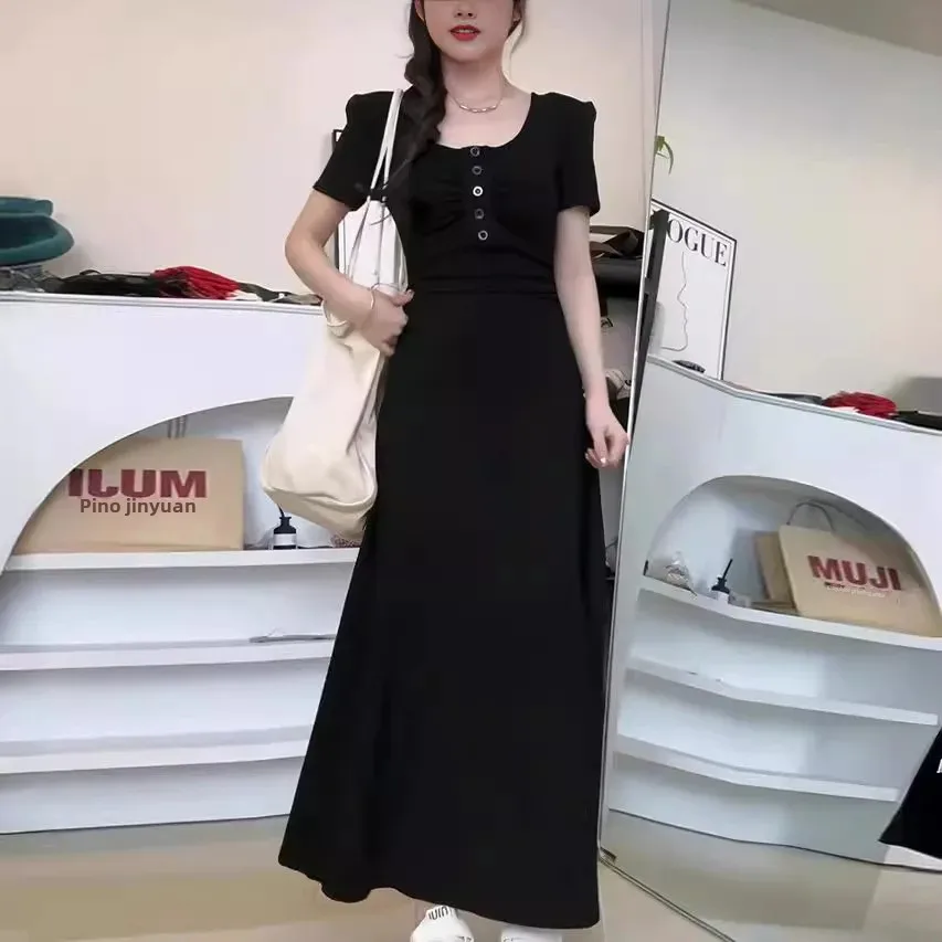 Элегантное платье во французском стиле без воротника с короткими рукавами для