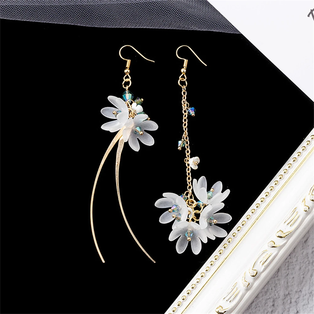 

Korean Asymmetrical Long Flower Earrings For Women Crystal Floral Tassel 2022 Hanging Drop Earrings Party Gifts Fashion Jewelry