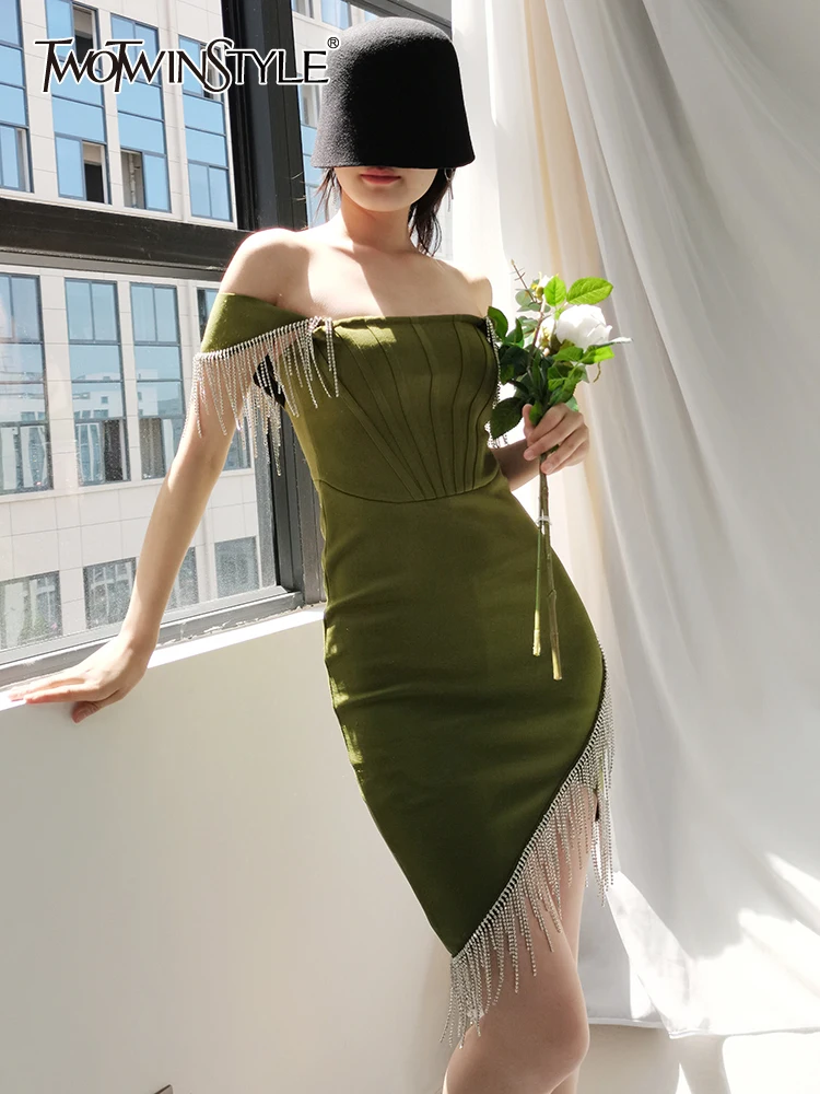 

Женское платье-мини TWOTWINSTYLE, однотонное платье с вырезом лодочкой, коротким рукавом и кисточками, летнее платье