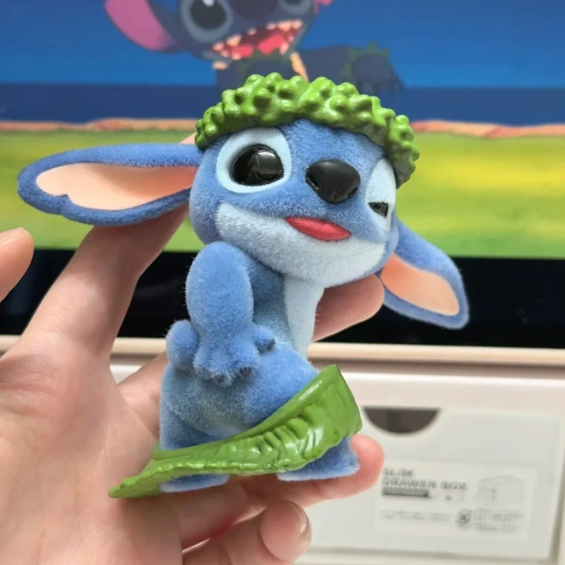 Фото Серия Blind Box «Stitch Ohana Means Family»: Кавайные фигурки Стича, таинственная коробка, декор для рабочего стола, игрушки, аниме-фигурки, подарок-сюрприз №4