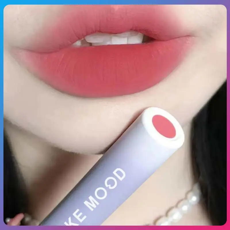 

4 Colors Lip Glaze Moisturizing Lip Gloss Cosmetics Lip Tint Mud Waterproof Lips Makeup Liquid Lipstick Non-stick Cup