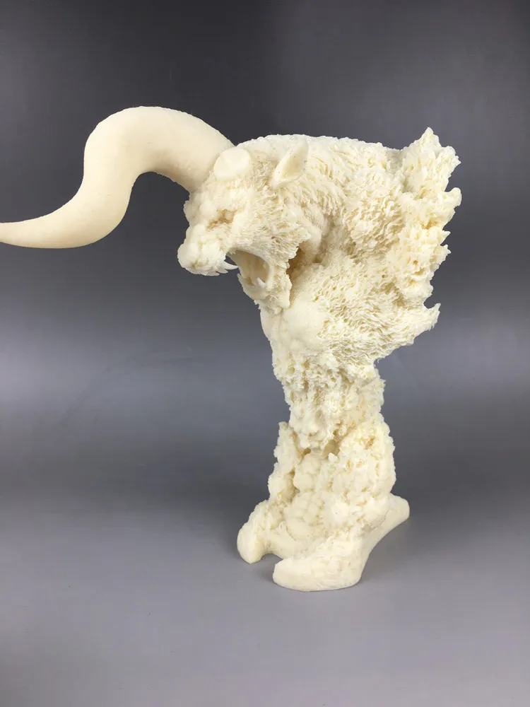 

[Funny] Collection Crafts Sword OF The Berserk Nosferatu Zodd Fushi No Zoddo Figure Statue Bust Dragon Mountain Resin model gift