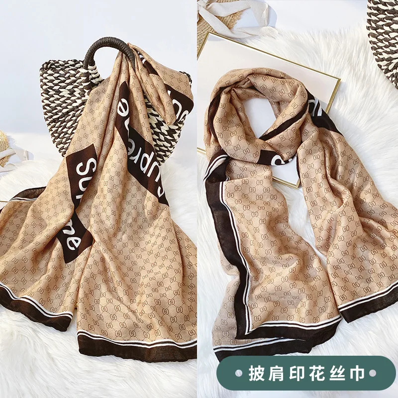 

2022 Luxury Brand Hijab Lady Square Scarves Neckerchief Twill Silk Scarf Women Bandana Shawl Wraps Headband Fashion Foulard