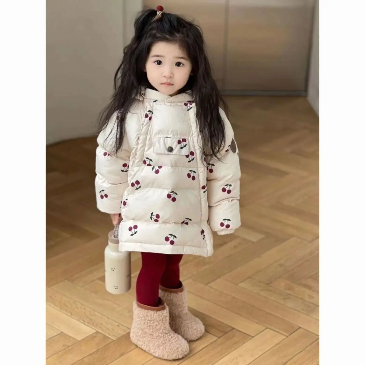 Детская куртка с капюшоном на возраст 1-8 лет