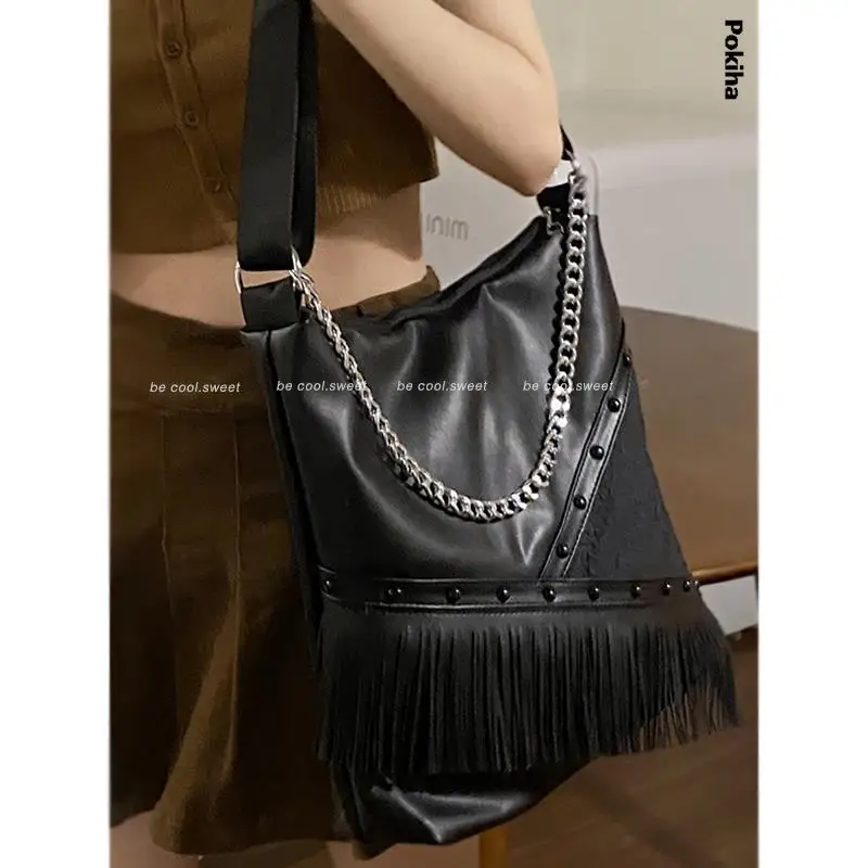 

Fashion Ladies Black Shoulder Bag With Chain Y2k New High Quality Crossbody Bags Luxury Designer Tote Large Capacity Handbags