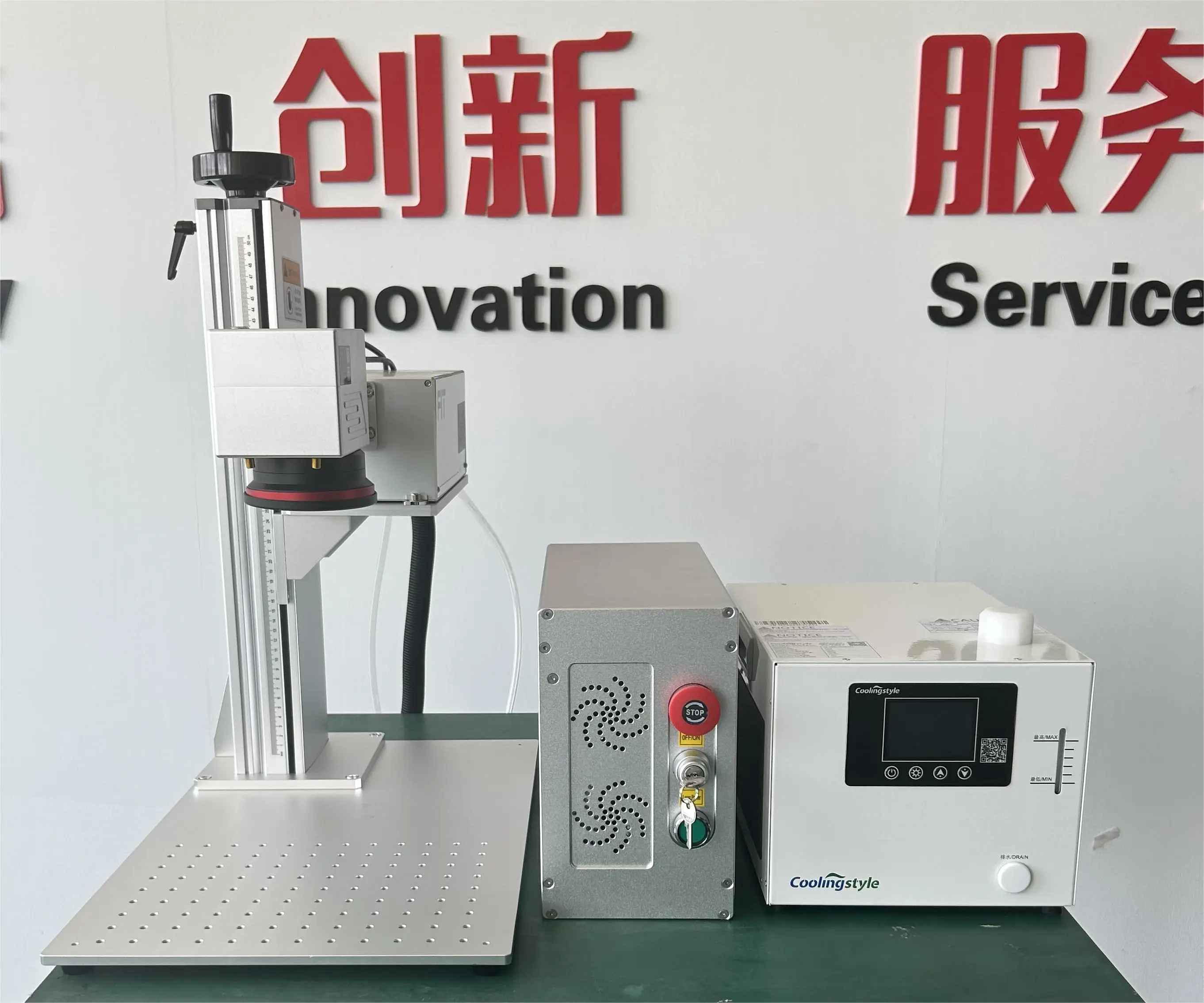 3W 5W УФ-лазерная маркировочная машина с воздушным охлаждением для металла стекла