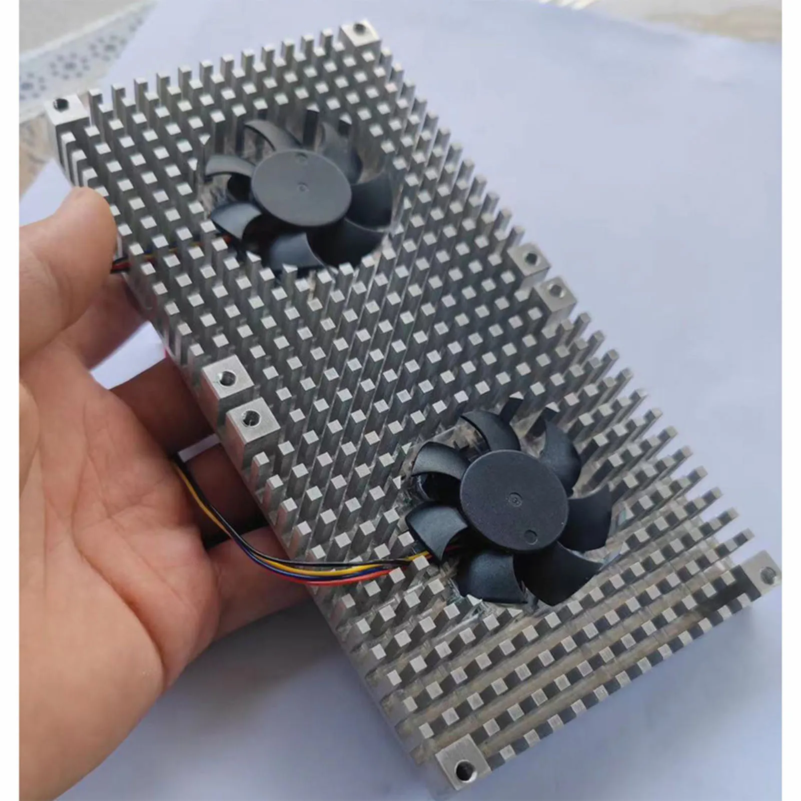 

CHT-727 Geforce RTX30 Series Ультратонкий алюминиевый механический жесткий диск охладитель радиатор видеокарта серебристый черный