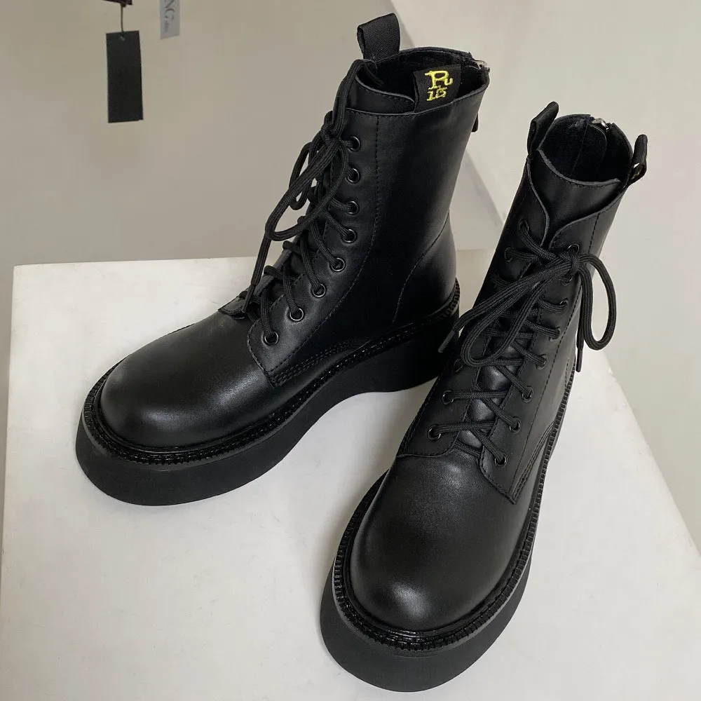 Женские ботильоны из натуральной кожи на толстой подошве и плоской осенние