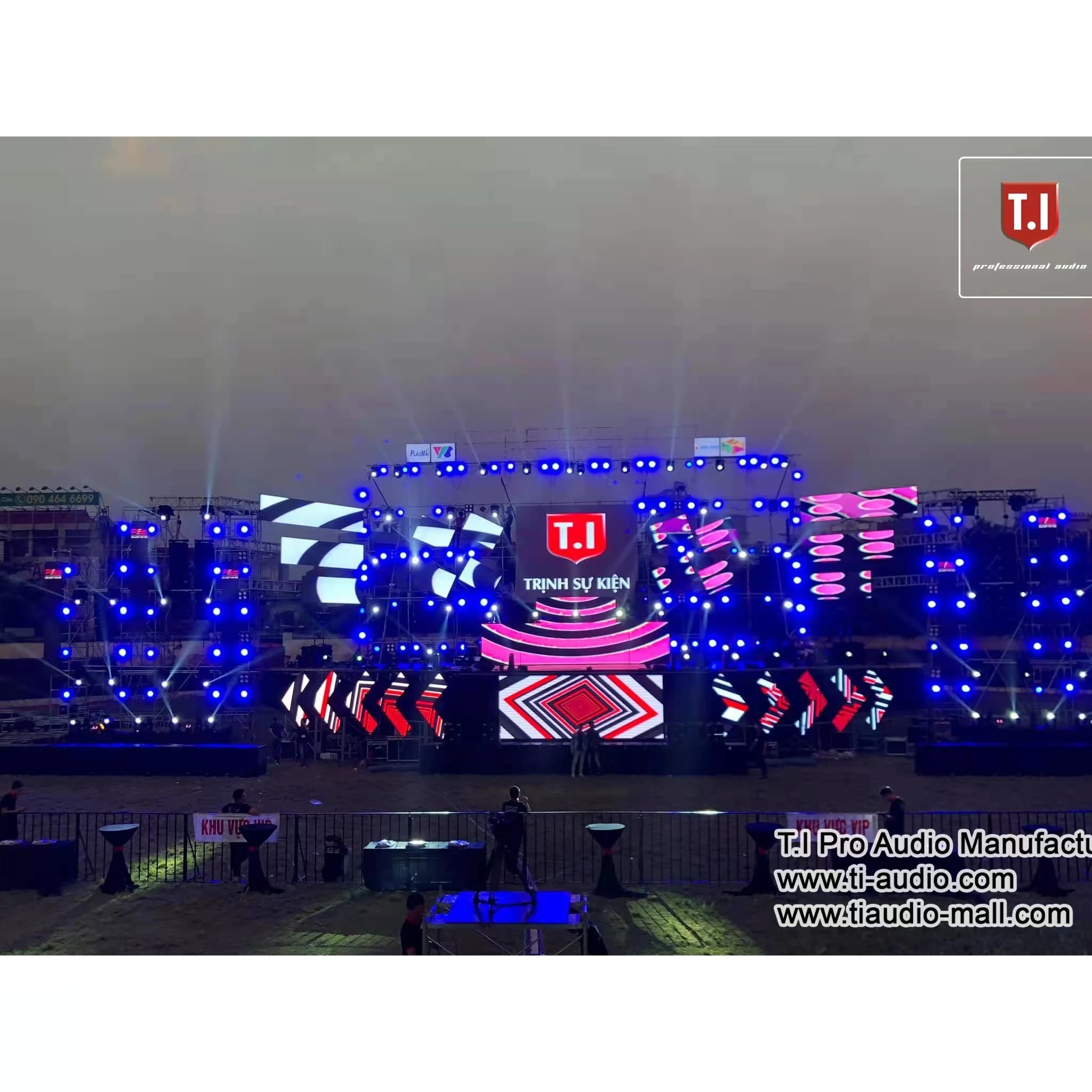 Рисунок 6 - Линейный массив двойной 12-дюймовый