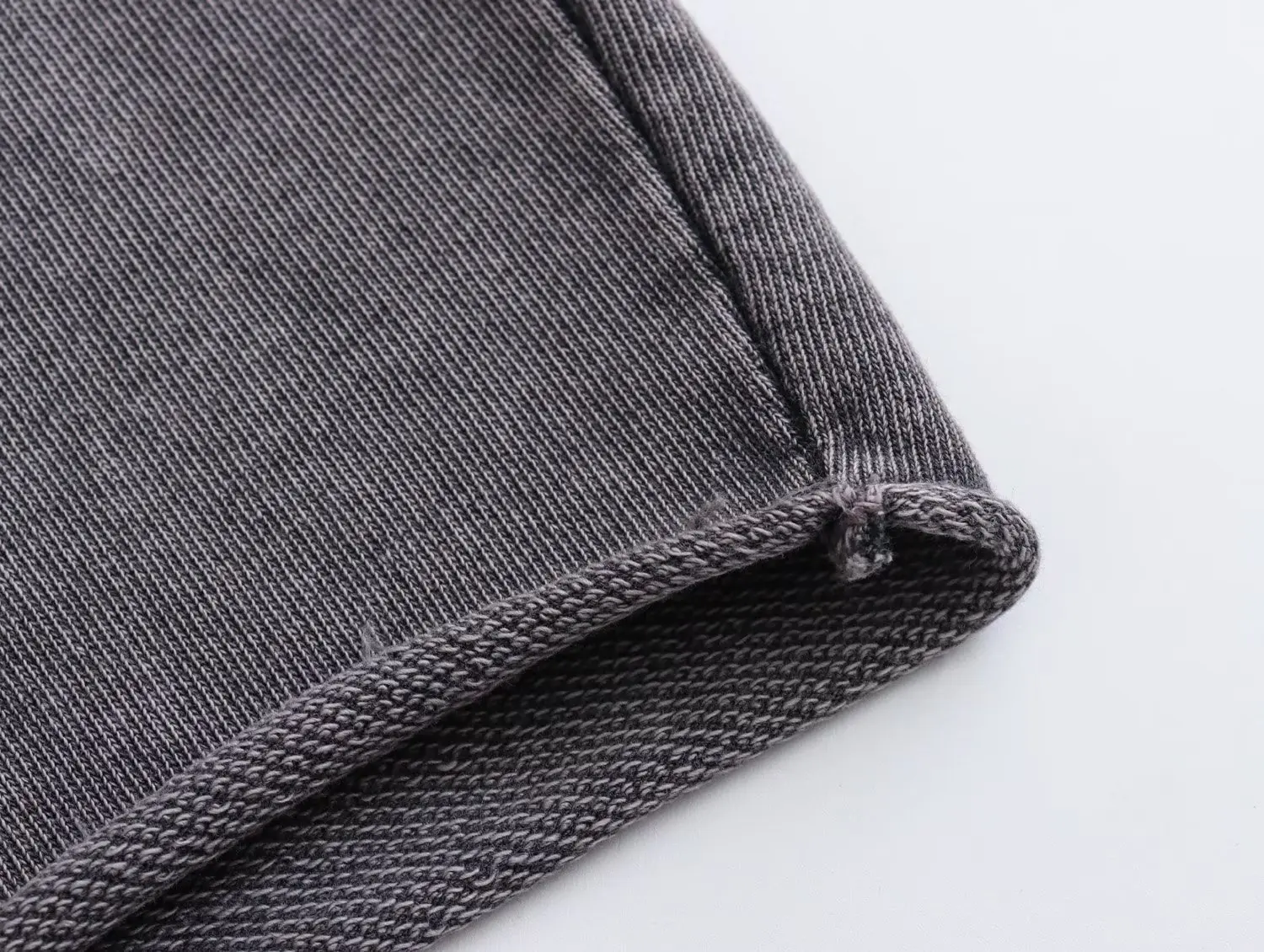 Женский однотонный комплект из брюк и свитшота с круглым вырезом