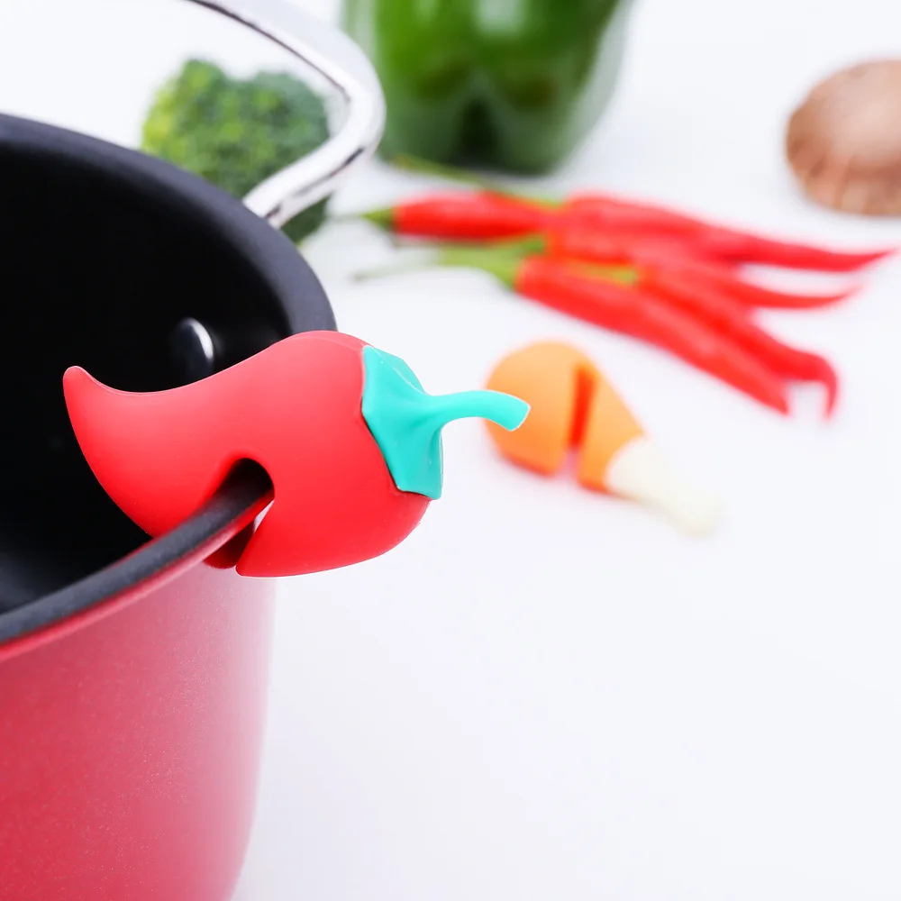 

4pcs/set Creative Silicone Pot Lid Lifter Anti-overflow Pot Lid Fixing Clip Kitchen Fun Gadget Food Cover Gadgets for Home