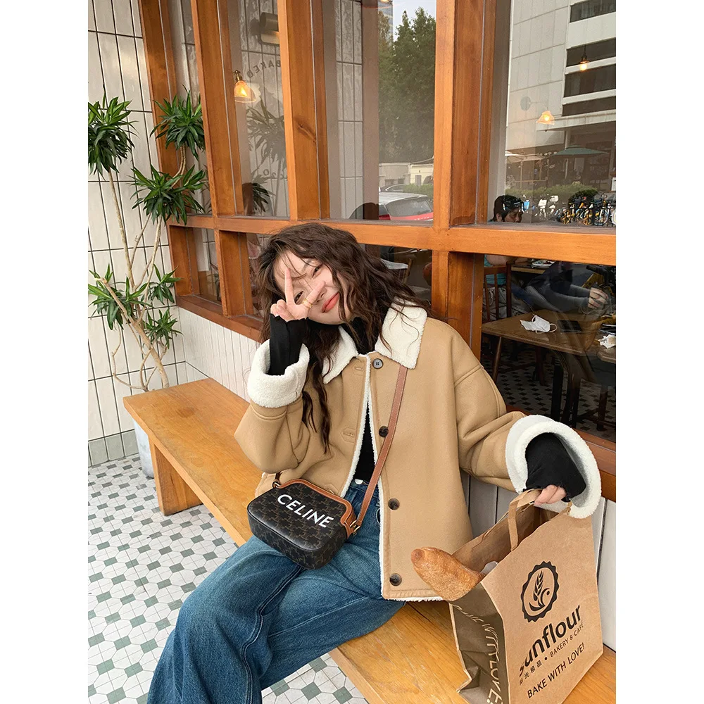 Retro lamb fur lapel coat girl