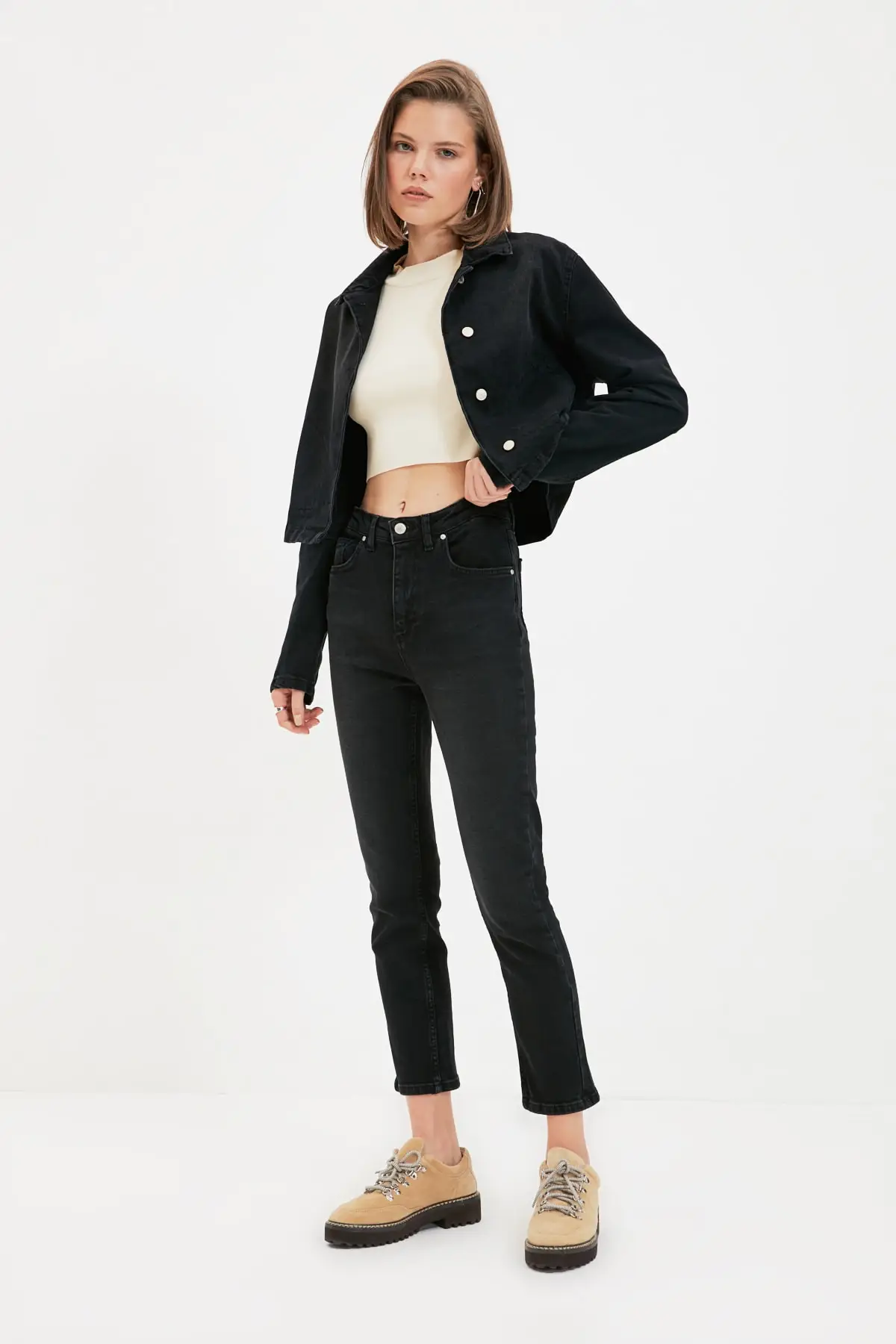 

Trendyol High Waist Slim Fit Jeans TWOAW22JE0787