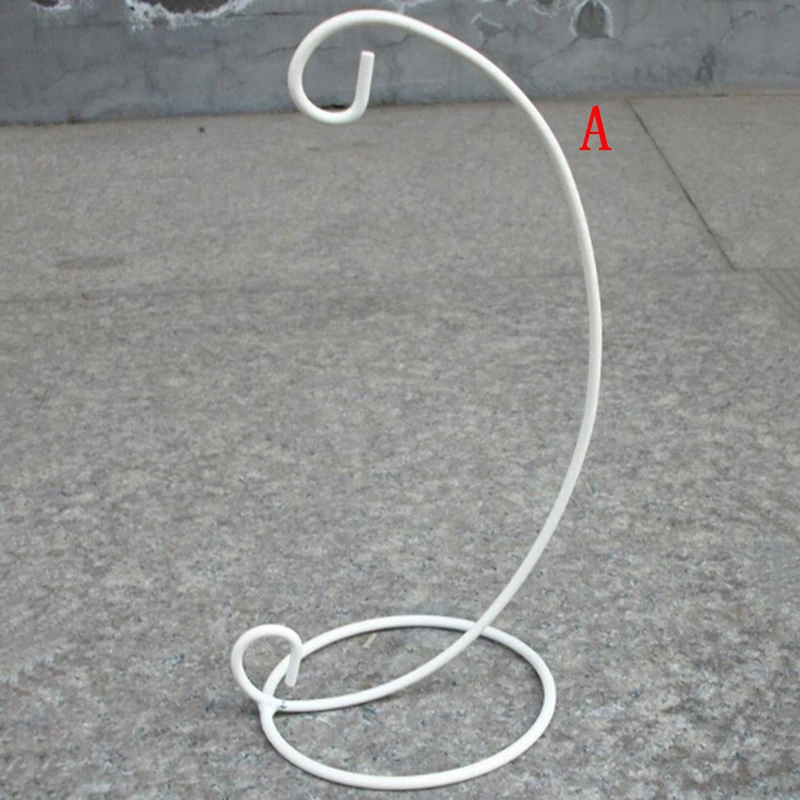 

Подсвечник из железа черный или белый