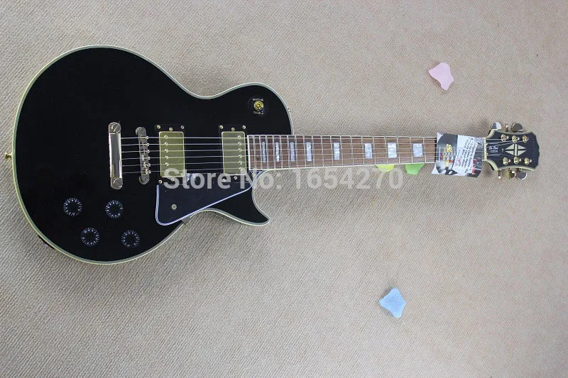 

Free shipping high quality Black lp Custom Guitar Electric guitar with black pick guard Guitar golden tuning keys 150604