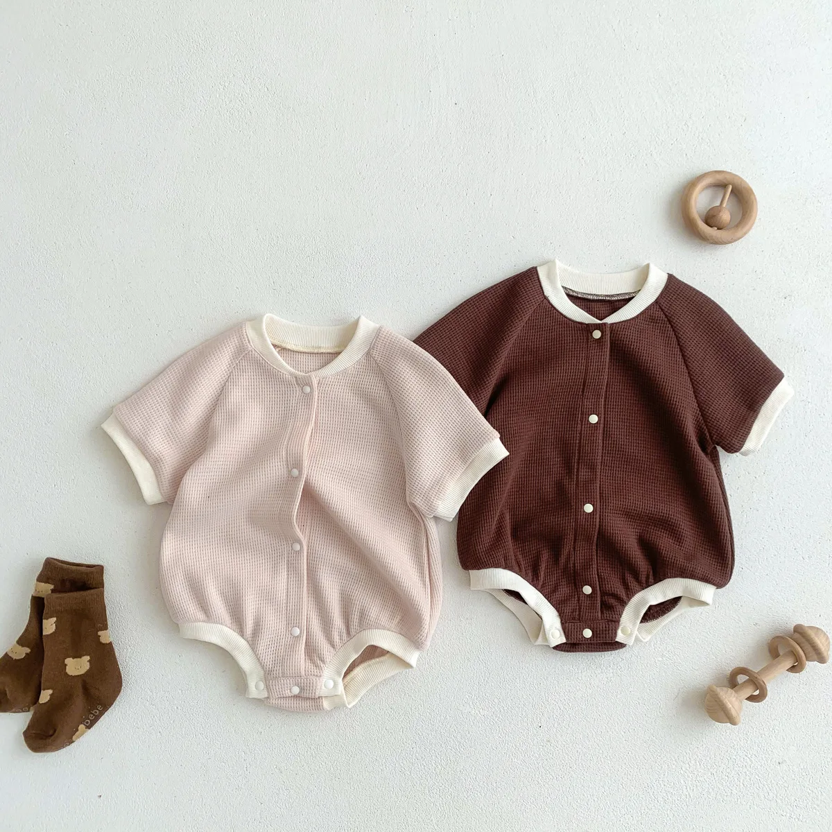 

Korean Baby Clothes Boy And Girl Baby Waffle Egger One-Piece Ha Clothes 2023 Summer Open Buckle Triangle Infants Climbing Suit