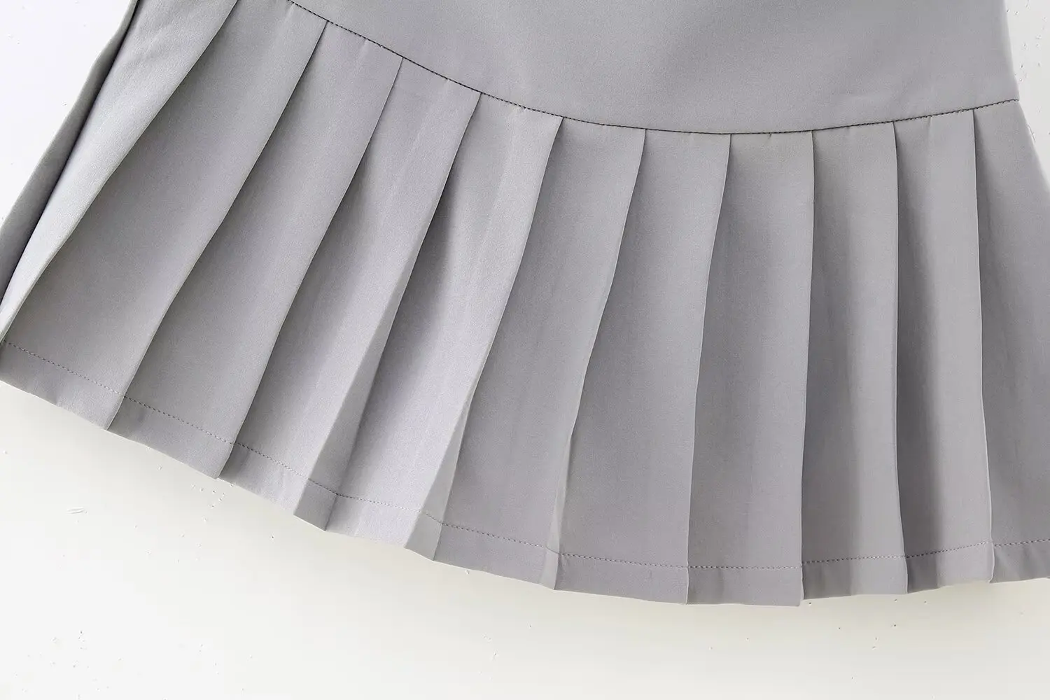 Женская мини-юбка-брюки с завышенной талией и молнией сбоку