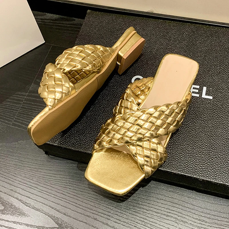 

Женские шлепанцы, босоножки на платформе, модель 2023 года, летние повседневные шлепанцы с переплетением, новая трендовая обувь, сланцы для же...