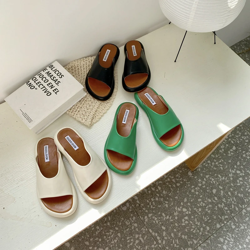 Spring/Summer 2022 New Fashion Slippers Womens Sandals Non-Slip Soft Bottom Thick Toe Versatile Slippers Black Green Apricot