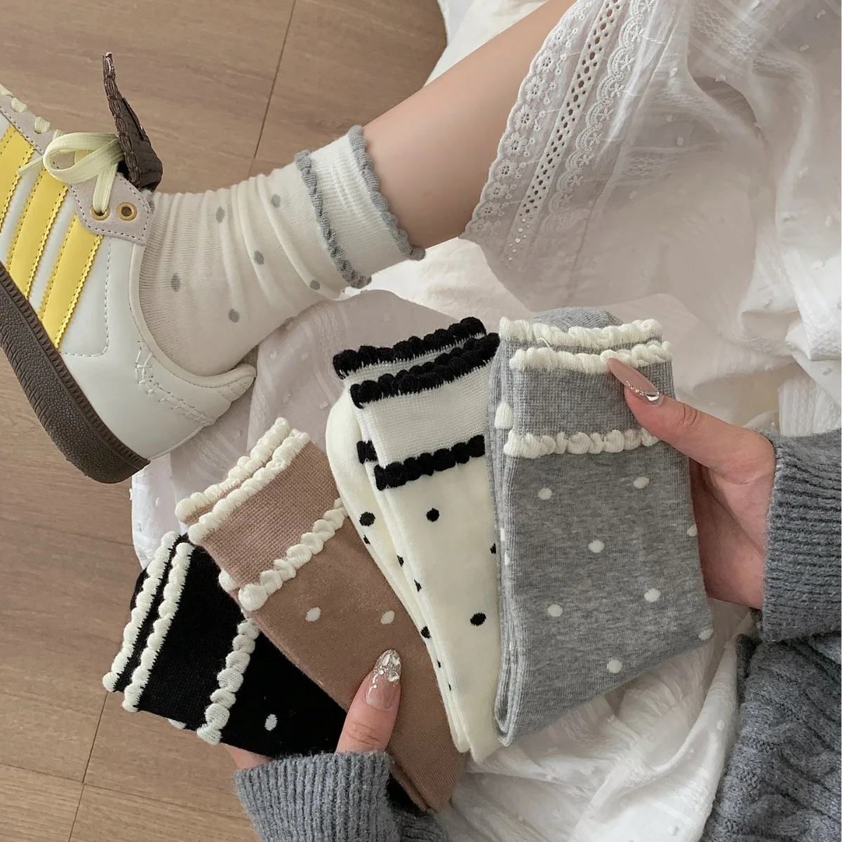 Модные носки в горошек милые черно-белые пятнистые кружевные из чистого хлопка