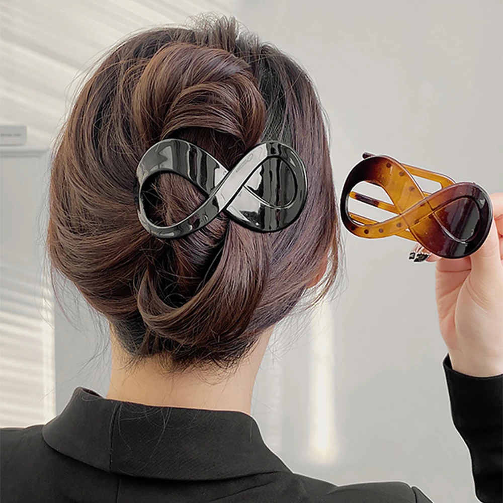 

New Women Large Hair Claw Seamless Plastic Duckbill Hair Clip for Women 8-shaped Styling Simple Hairpins Girls Hair Accessories