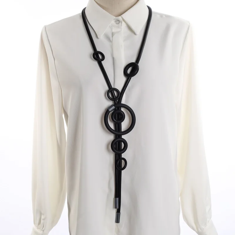 Длинное кожаное ожерелье для женщин винтажная цепь свитера черного цвета в