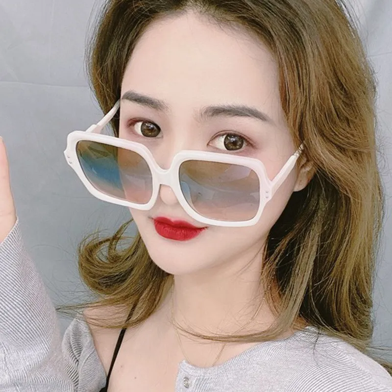 

Square Big Frame lady Sunglasses Sexy Vintage Men Women Famous Brand Designer Fashion Sun Glases UV400 Sunglass For Women Men