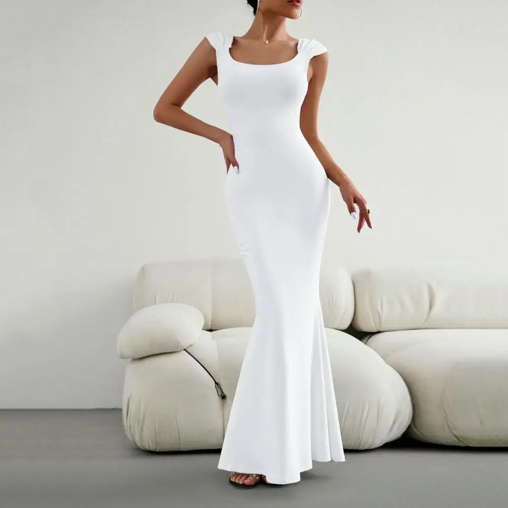 

Женское трикотажное платье без рукавов, однотонное облегающее платье с квадратным вырезом и плиссированными плечами