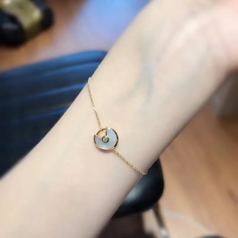 

925 Sterling Silver Rose Gold Plated Round Amulet Bracelet Fashion Temperament Versatile Christmas Gifts for Women Wholesale