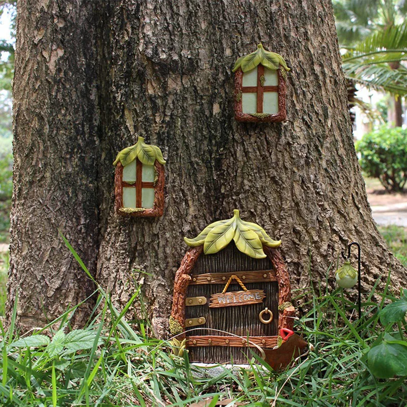 

Outdoor Gardener Door and Window Luminous Pendant Ornament Courtyard Garden ResinTree Pendant Landscape Decoration Accessories