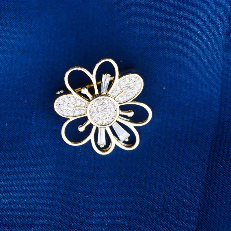 

Cute Flower Small Collar Pin Creative Elegant Anti-glare Buckle Temperament Personality Ins Accessories Corsage