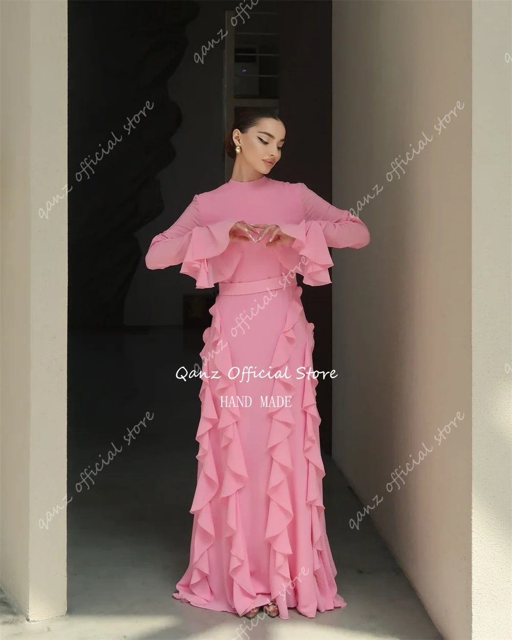 Qanz розовые шифоновые вечерние платья с длинными рукавами и оборками
