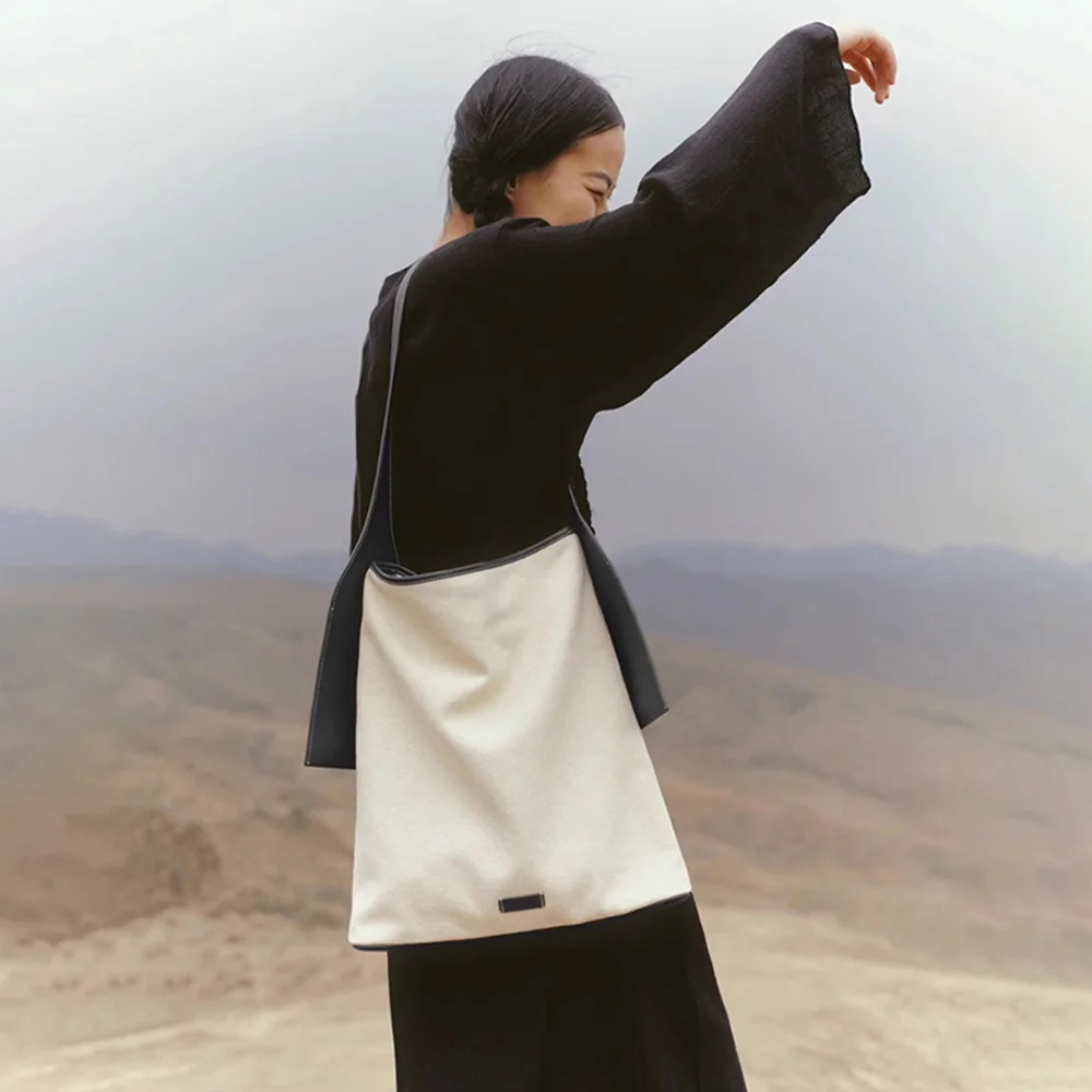 

Canvas hanging ear Tote series holiday style large capacity designer summer new handbag shoulder bag