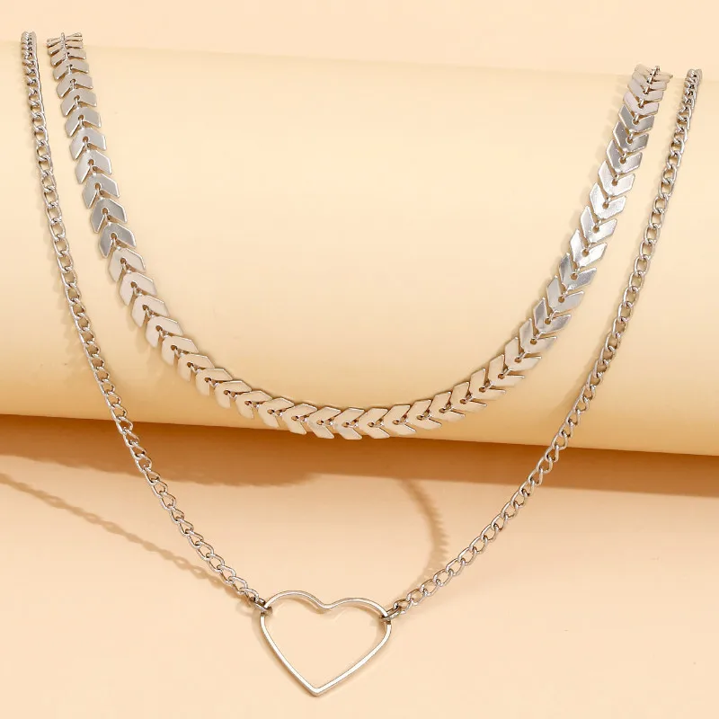 

Vintage Silver Chain Love Heart Multilayer Necklace Party Jewelry Accessories For Women Wholesale
