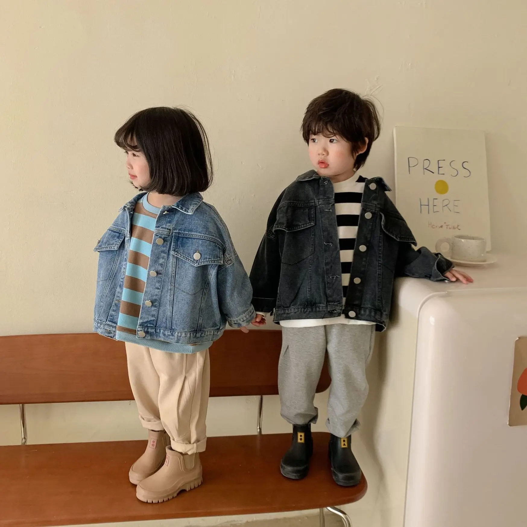 

Fashion Oversized Kids Denim Jackets Turn-Down Collar Pockets Jacket Coat Spring Autumn Korean Style Boys Girls Loose Outerwear