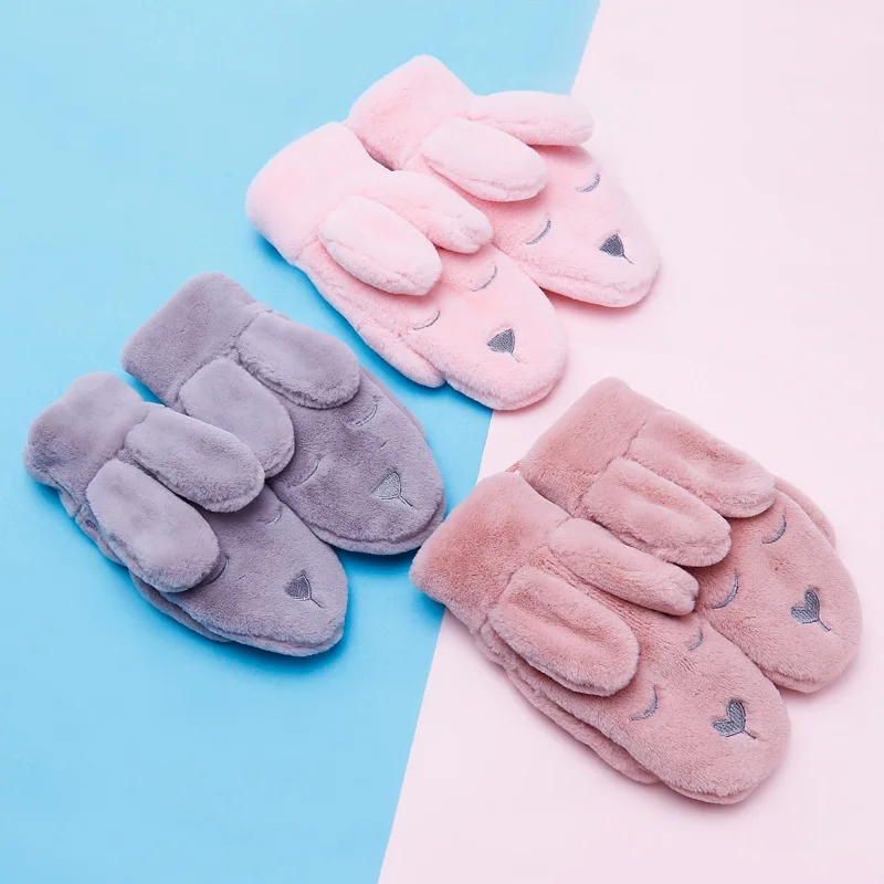 

Зимние теплые плюшевые перчатки с мультяшным рисунком, Женская Корейская версия, милые студенческие бархатные белые перчатки с имитацией кроличьего меха на шею