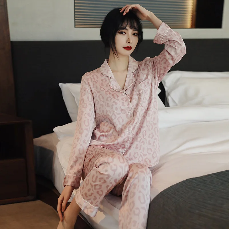 New Sexy Ice Silk Pajamas Women's Thin Model Pink Leopard Print Long-sleeved Home Clothes Set Sleepwear Women Pijama De Saten