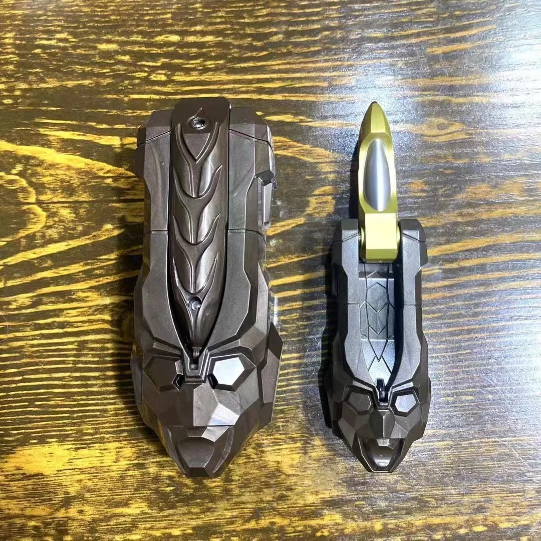

2023 Sell Like Hot Cakes Large DX Ultraman Dyna Flashing Swords Leaf Rusher Action Figures Model Children's Acousto-optic Toys