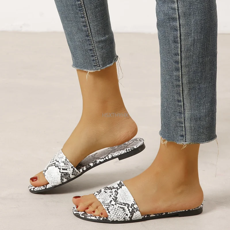 

Big Size Women Bathroom Slippers Ladies Home Slides 2022 Summer Shoes for Women Snake Beach Flip Flop Gladiator Female Flats