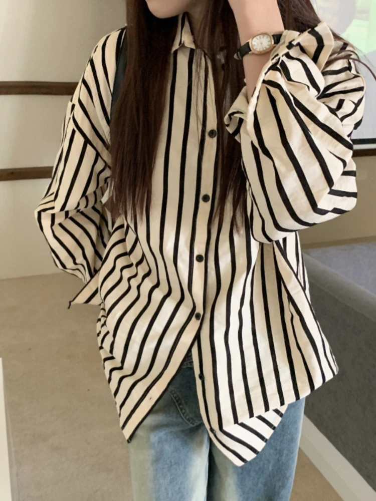 Рубашки женские молодежные новые повседневные свободные изящные свежие с