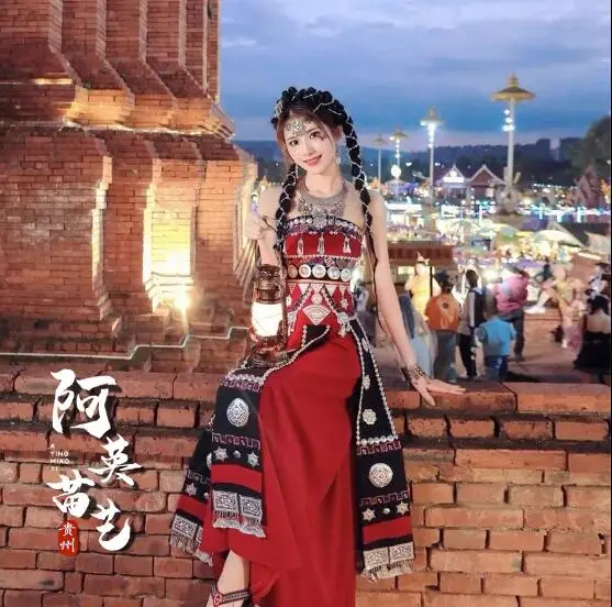 The Most Beautiful Hani Princess Red Chest Wrapped Long Dress Set in Xishuangbanna China