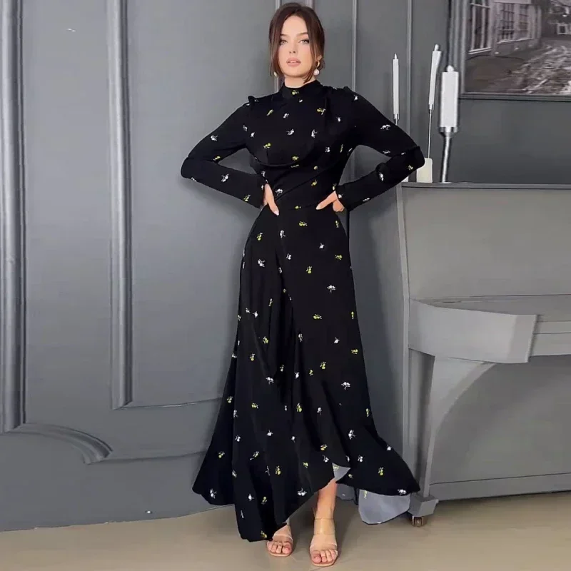 Элегантное женское длинное платье Ближневосточного темперамента с длинным