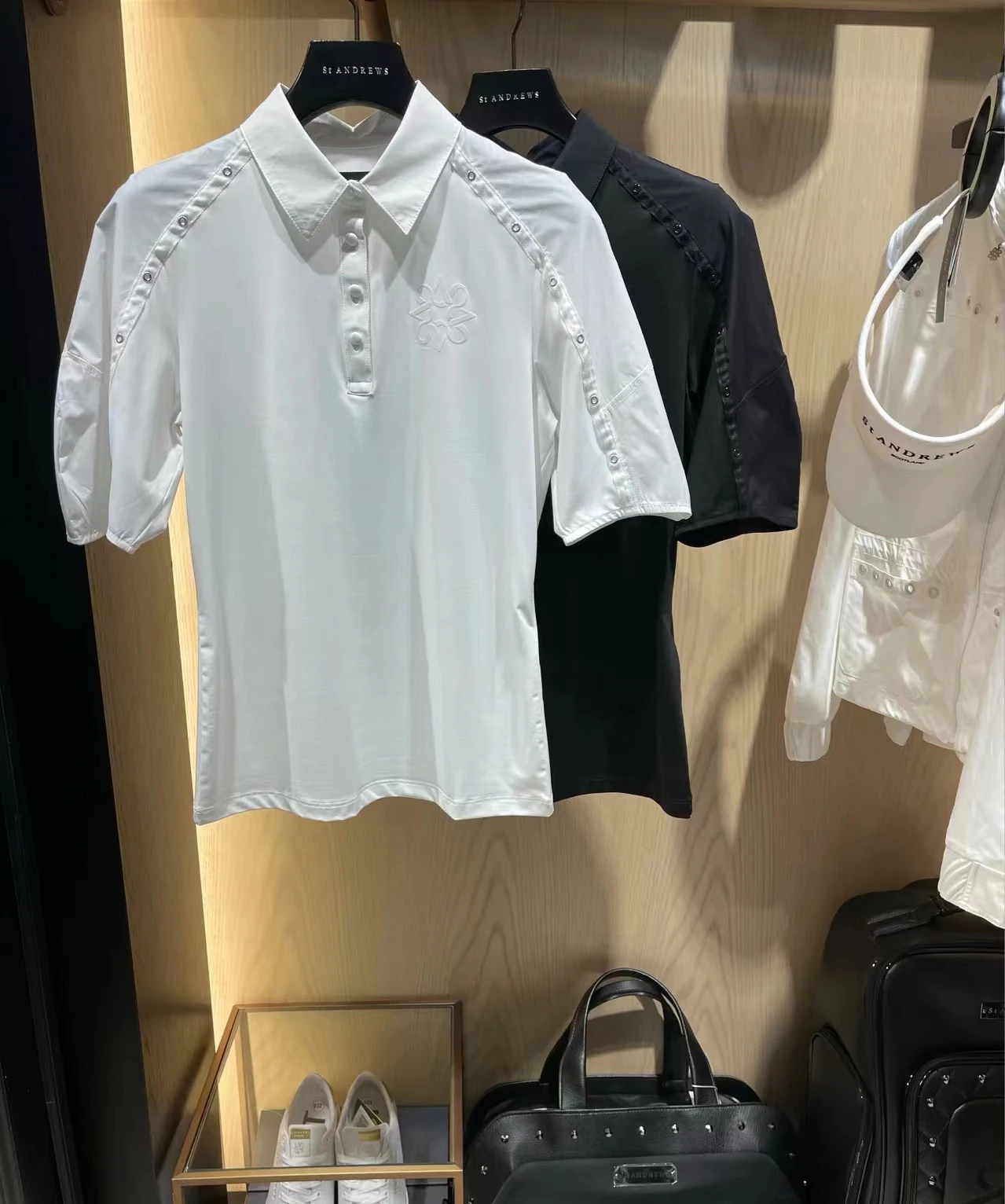 

New Summer Golf Short Sleeves Shirt For Women Ladies Golf Wear Quick Dry Fashion Design Elegant Golf Top Golf Apparel Sport Wear