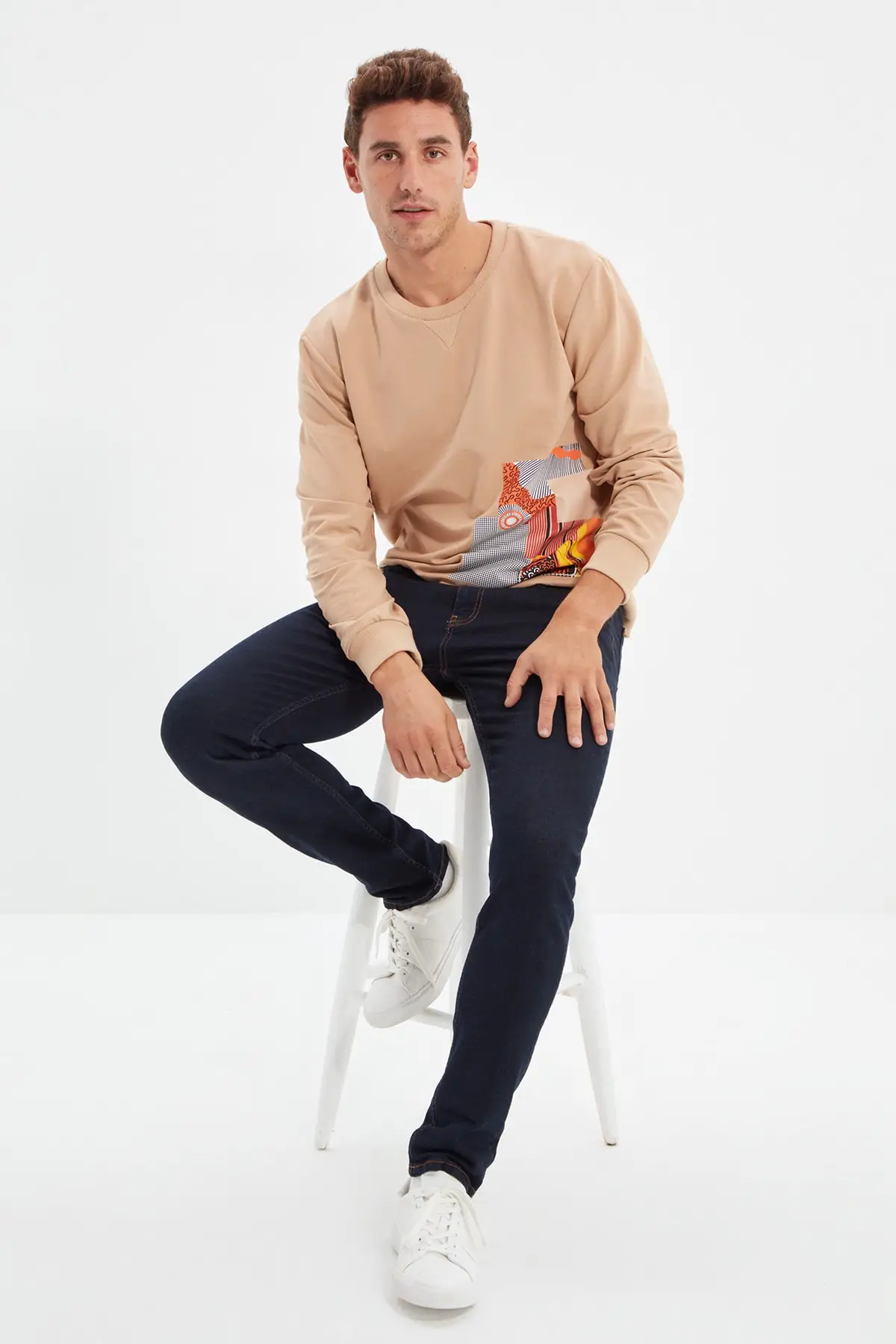 

Trendyol Male Slim Fit Rinse wash Tobacco Sewn Jeans TMNAW22JE0515