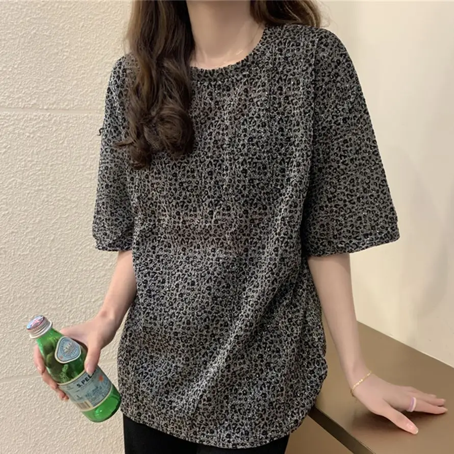 

HziriP 2022 Summer T-Shirt Women Slim Tee Leopard New Short Sleeves Animal Printed Loose Office Lady Casual Streetwear Fashion
